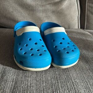Adult platform Crocs